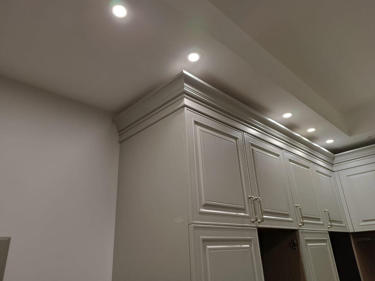 Навесная тумба для ванной комнаты