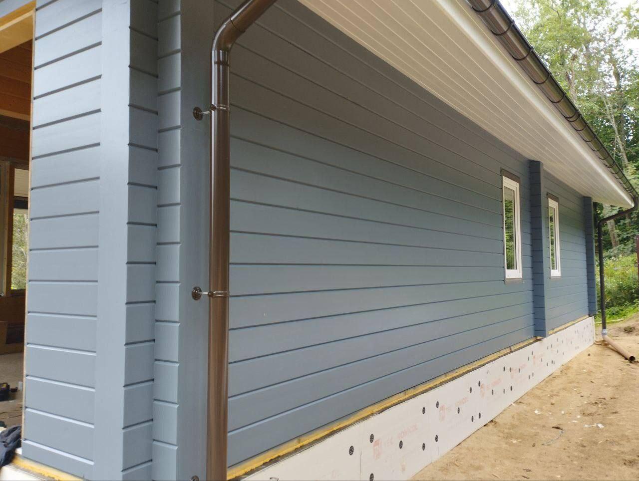 Профессиональная покраска деревянных домов из клеёного бруса.Профессиональная покраска деревянных домов из клеёного бруса.