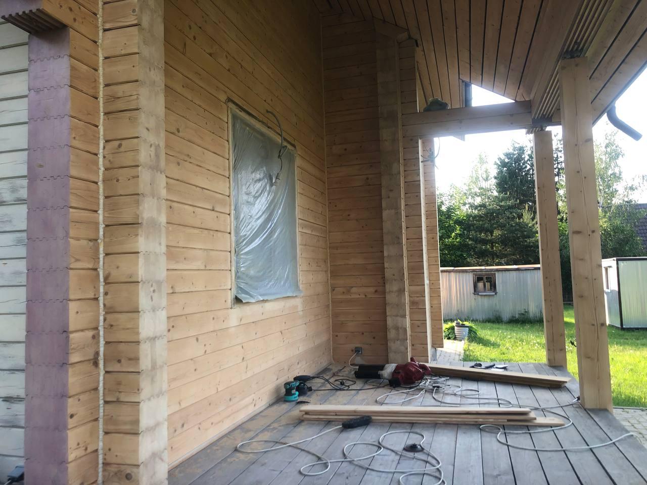 Перекрашивание деревянных домов из клеёного бруса.