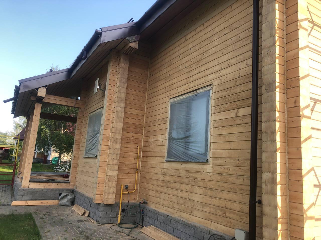 Перекрашивание деревянных домов из клеёного бруса.