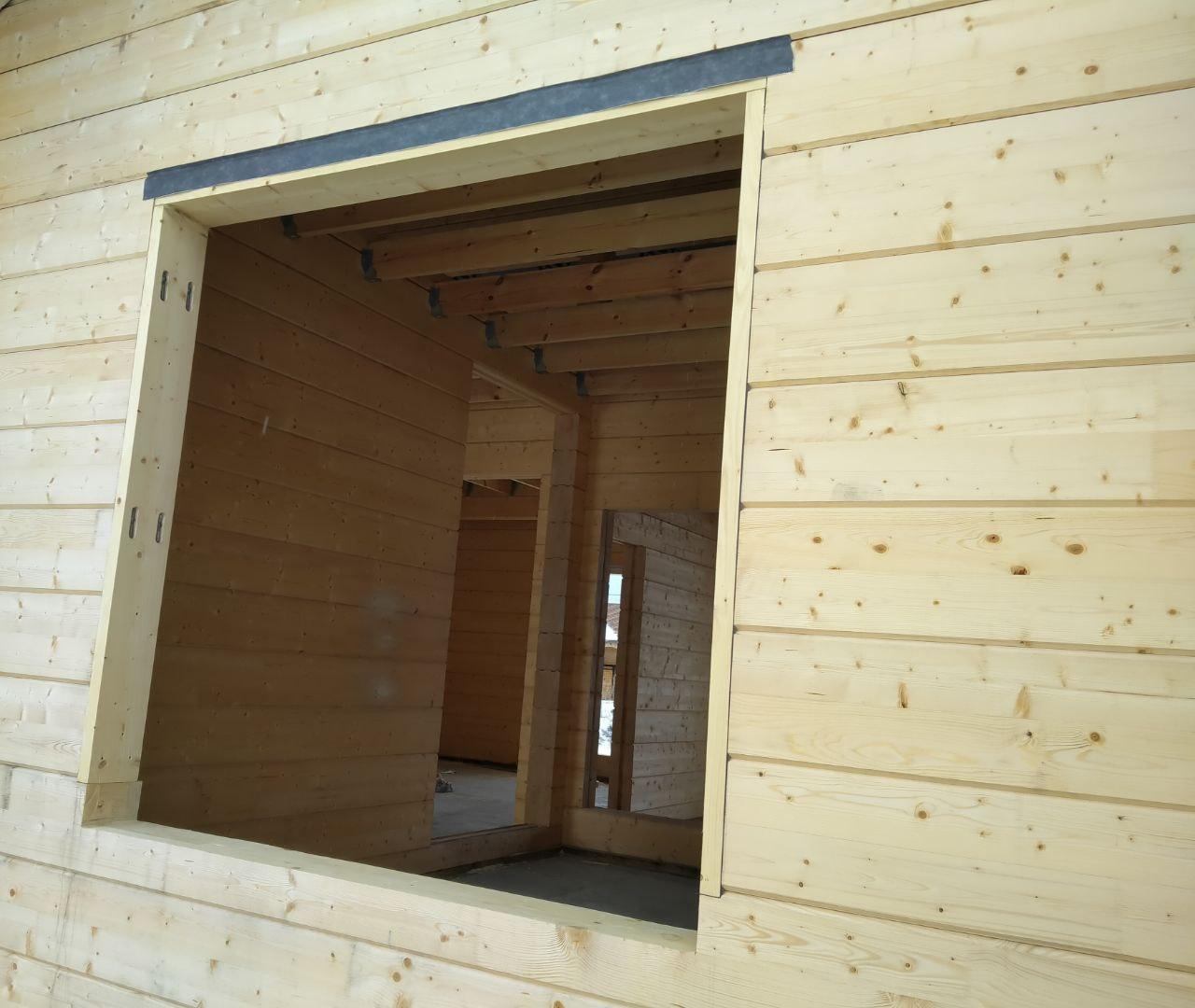 Монтаж обсадных коробок в доме из клеёного бруса.