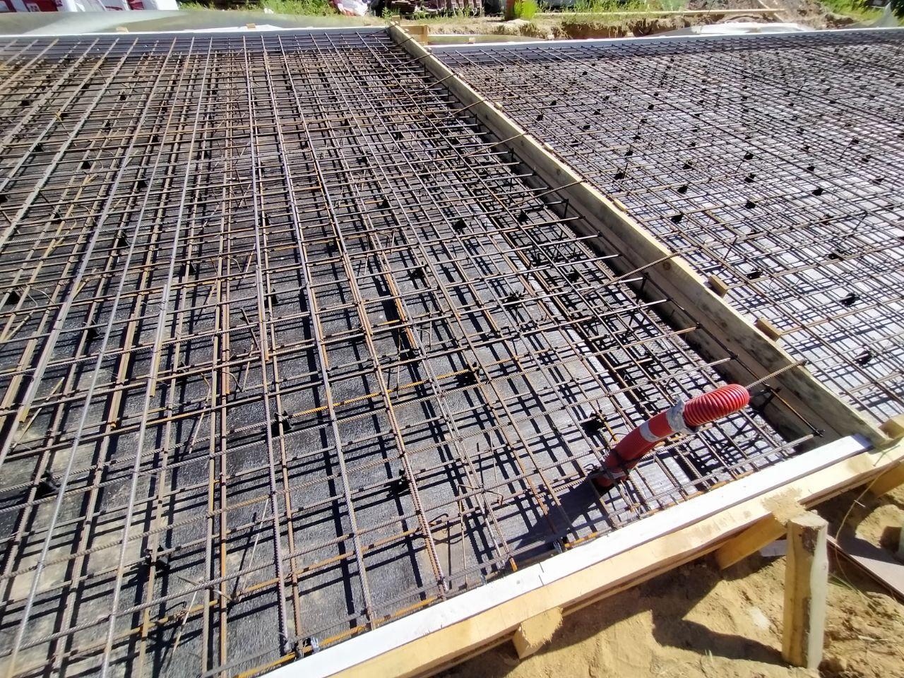 Устройство монолитных железобетонных фундаментов. Устройство монолитных железобетонных фундаментов.