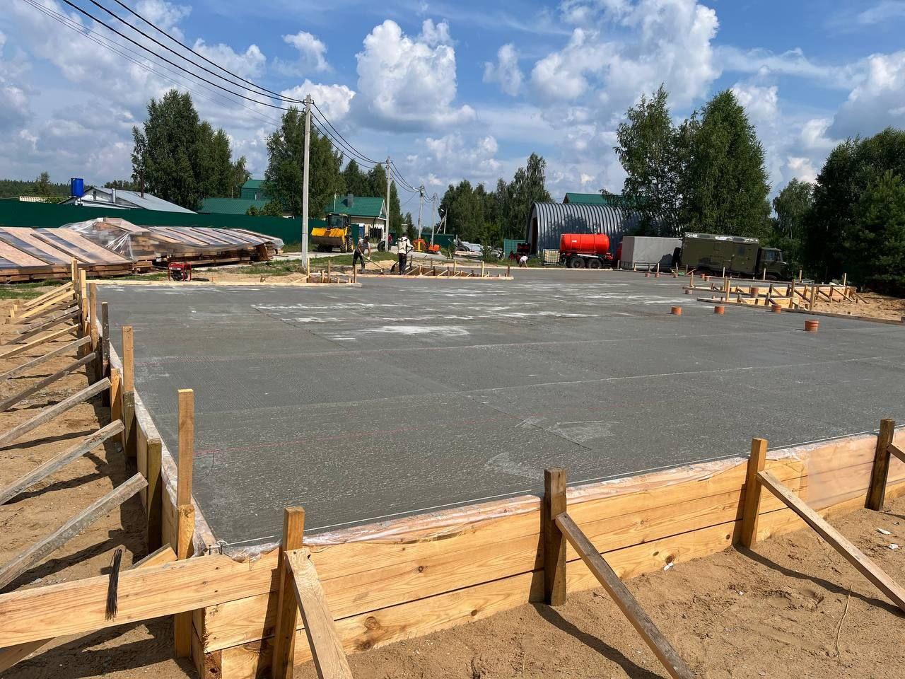 Устройство монолитных железобетонных фундаментов. Устройство монолитных железобетонных фундаментов.