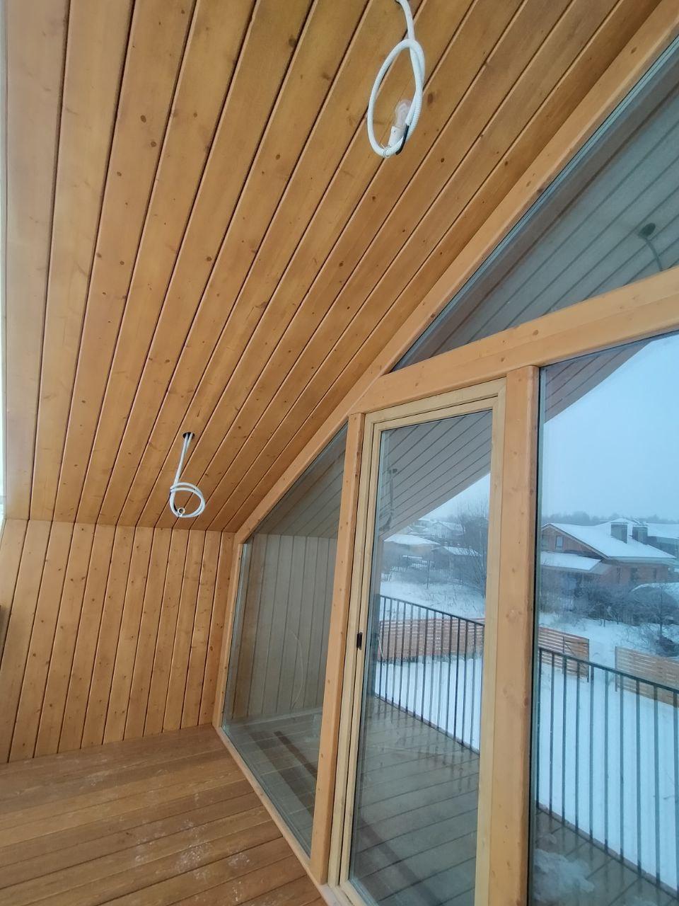 Профессиональная покраска подшивной доски. Профессиональная покраска подшивной доски.