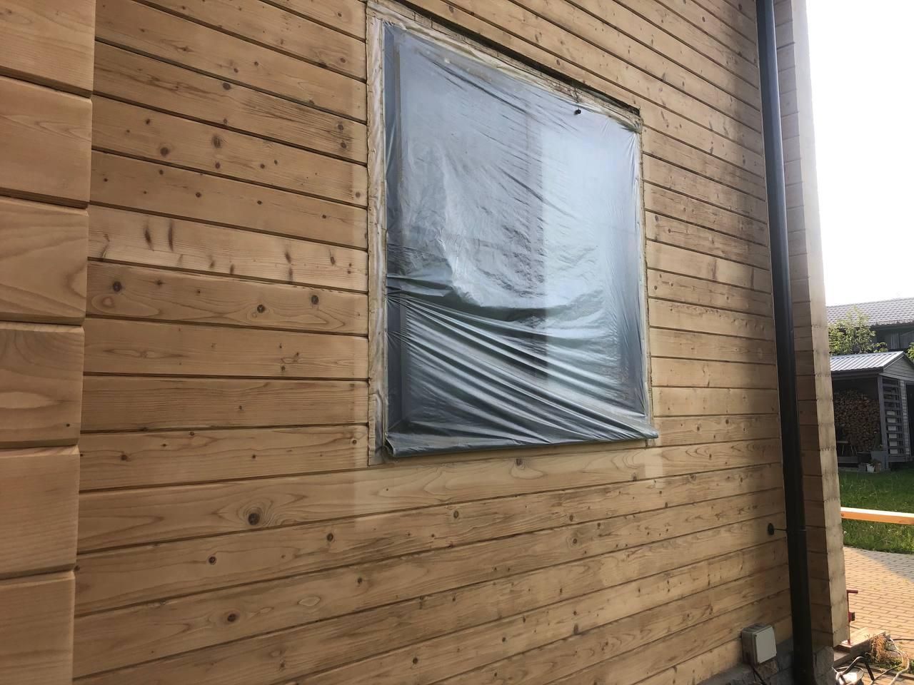 Перекрашивание деревянных домов из клеёного бруса.