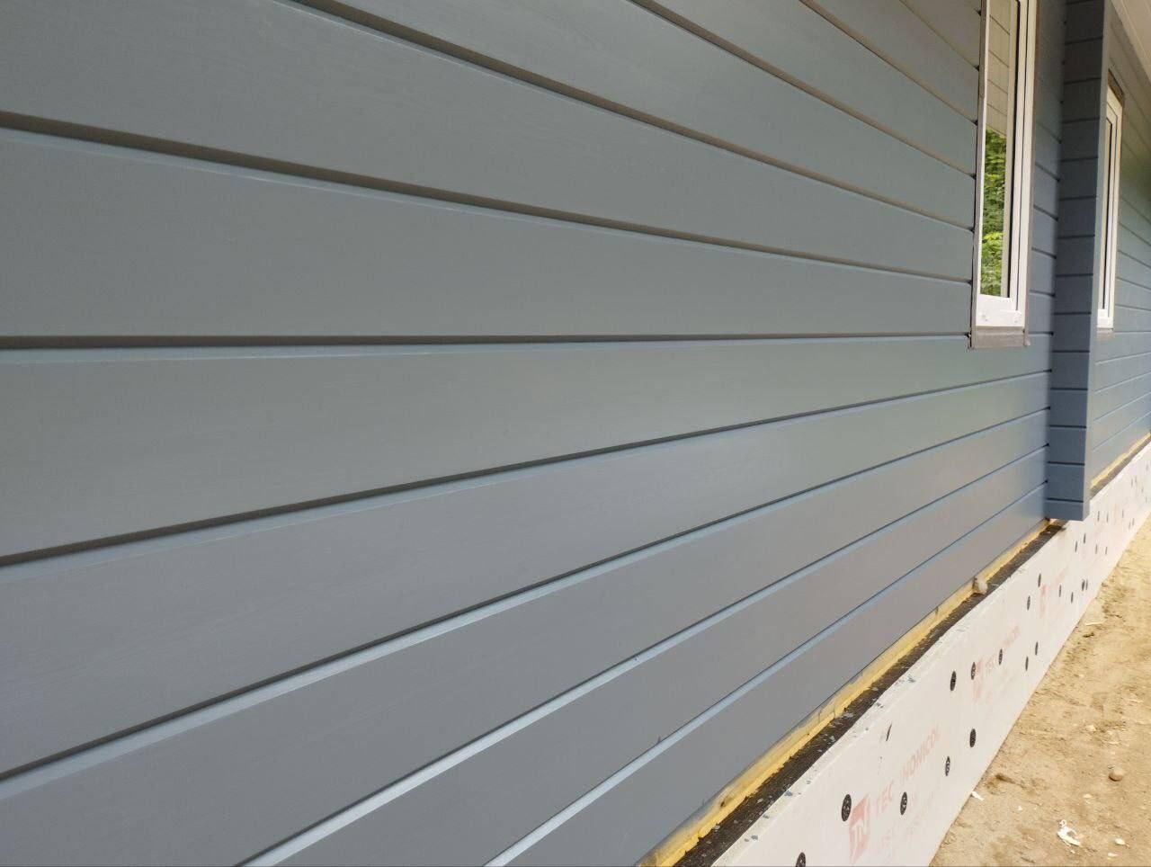 Профессиональная покраска деревянных домов из клеёного бруса.Профессиональная покраска деревянных домов из клеёного бруса.