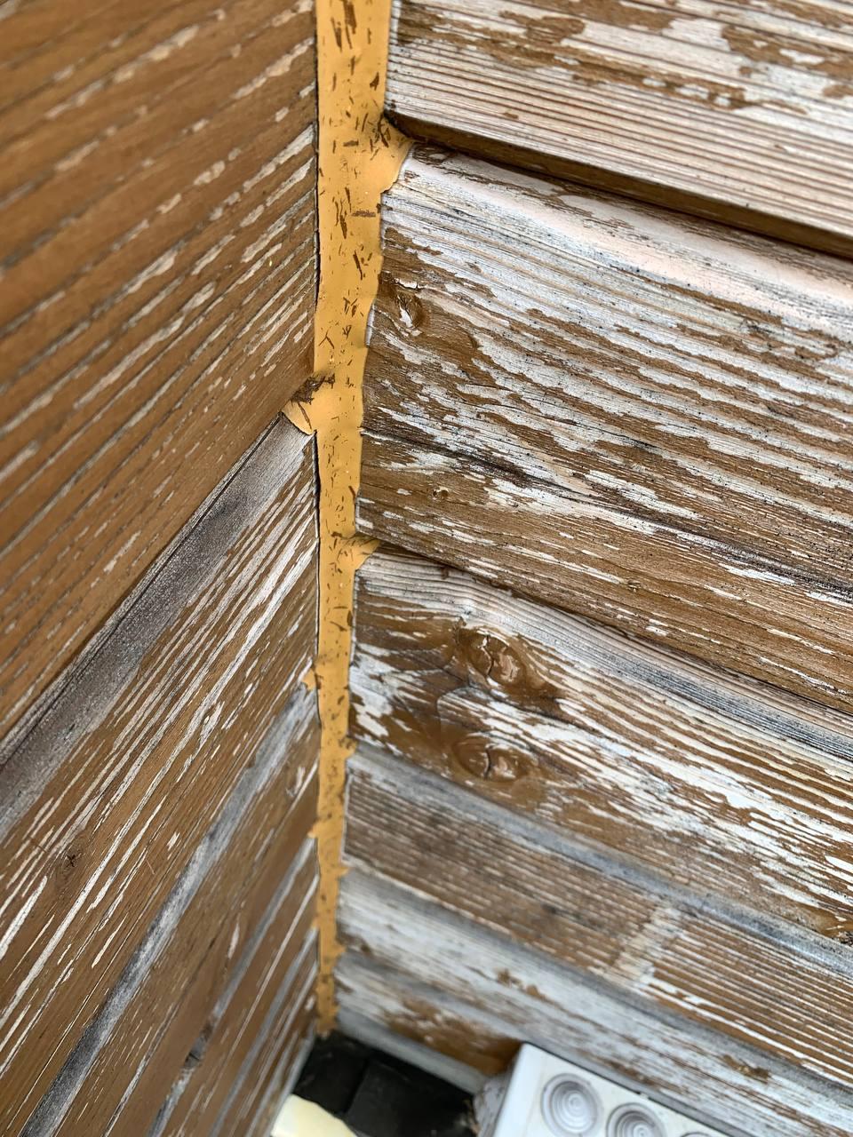 Перекрашивание деревянных домов из клеёного бруса.