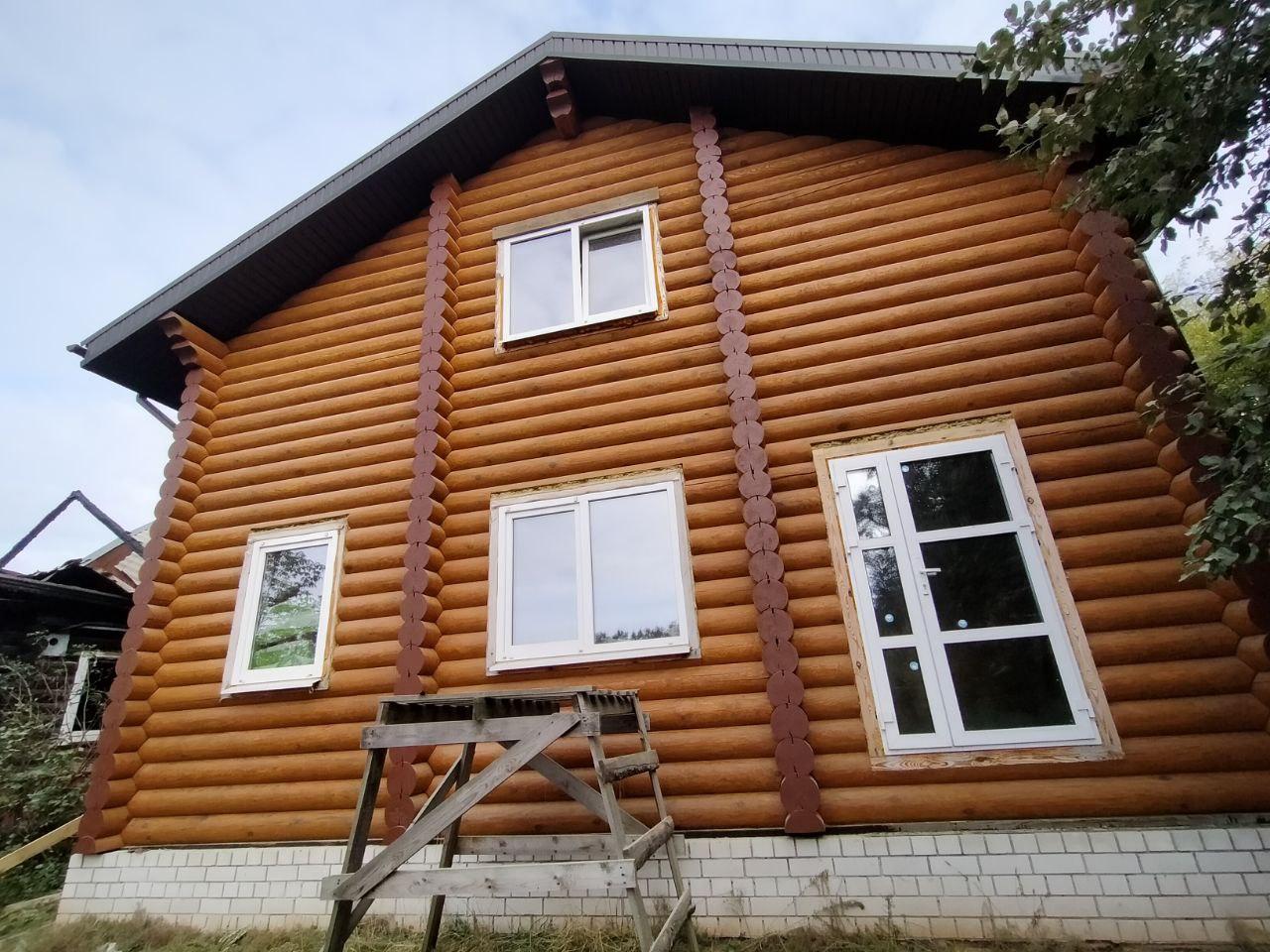 Профессиональная покраска деревянных домов. Профессиональная покраска деревянных домов.