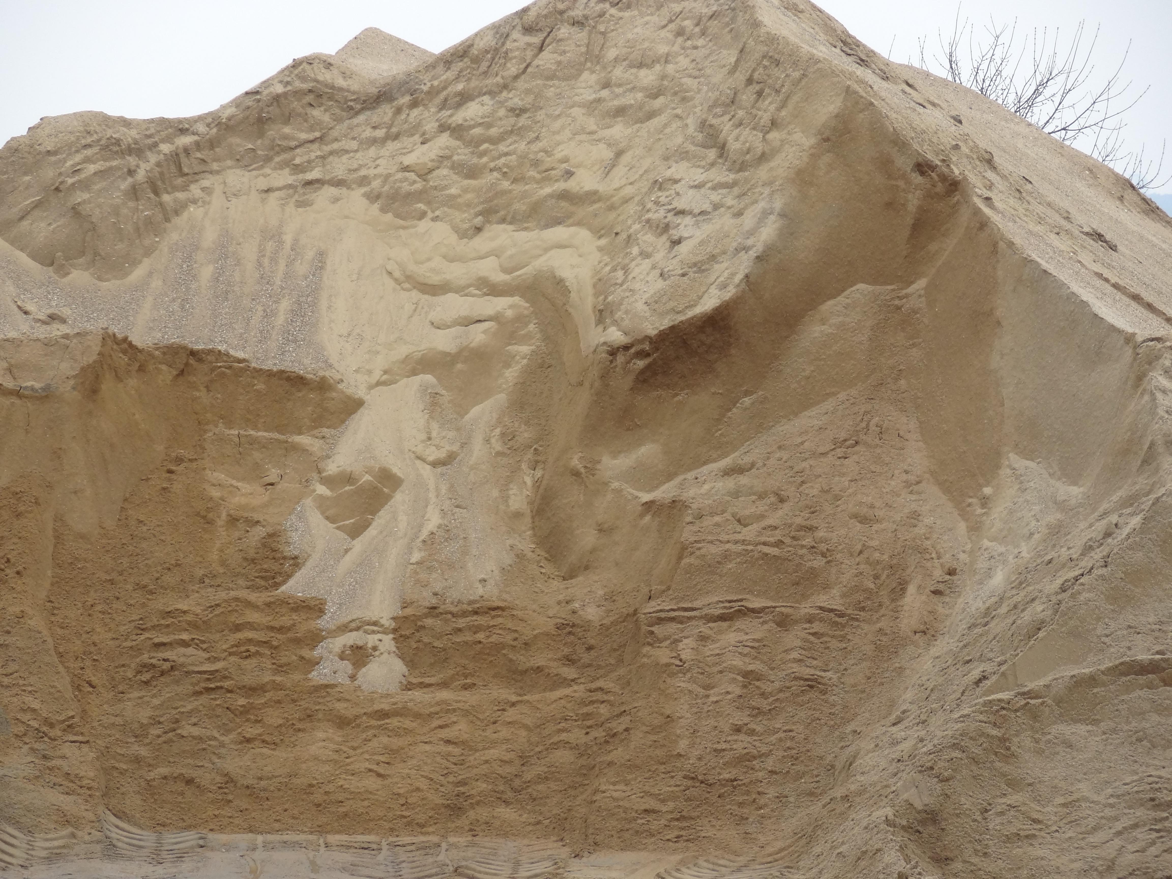 песок сеяный с доставкой в Истре