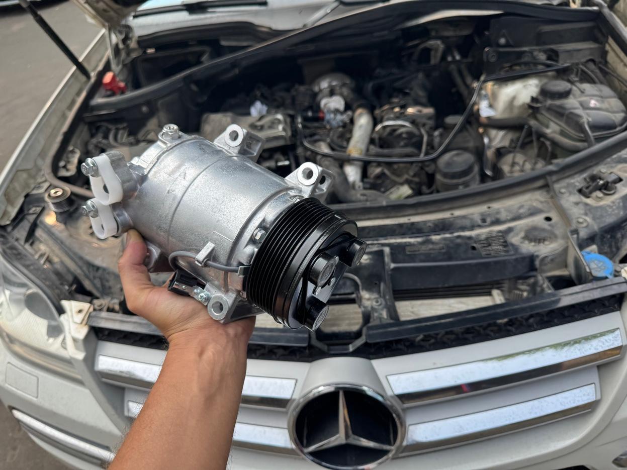 Компрессор кондиционера Mercedes — замена
