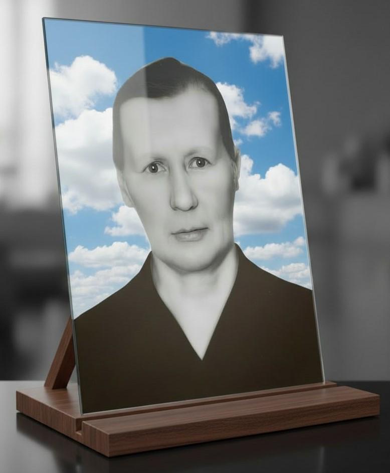 Похоронный портрет image alt