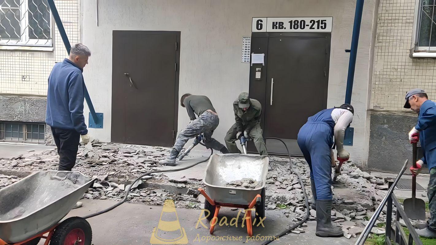 Демонтаж крыльца  в СПб