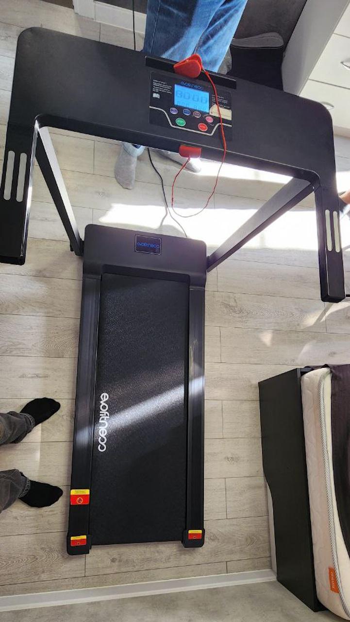 Аренда беговой дорожки EVO Fitness Vector M600 в Краснодаре