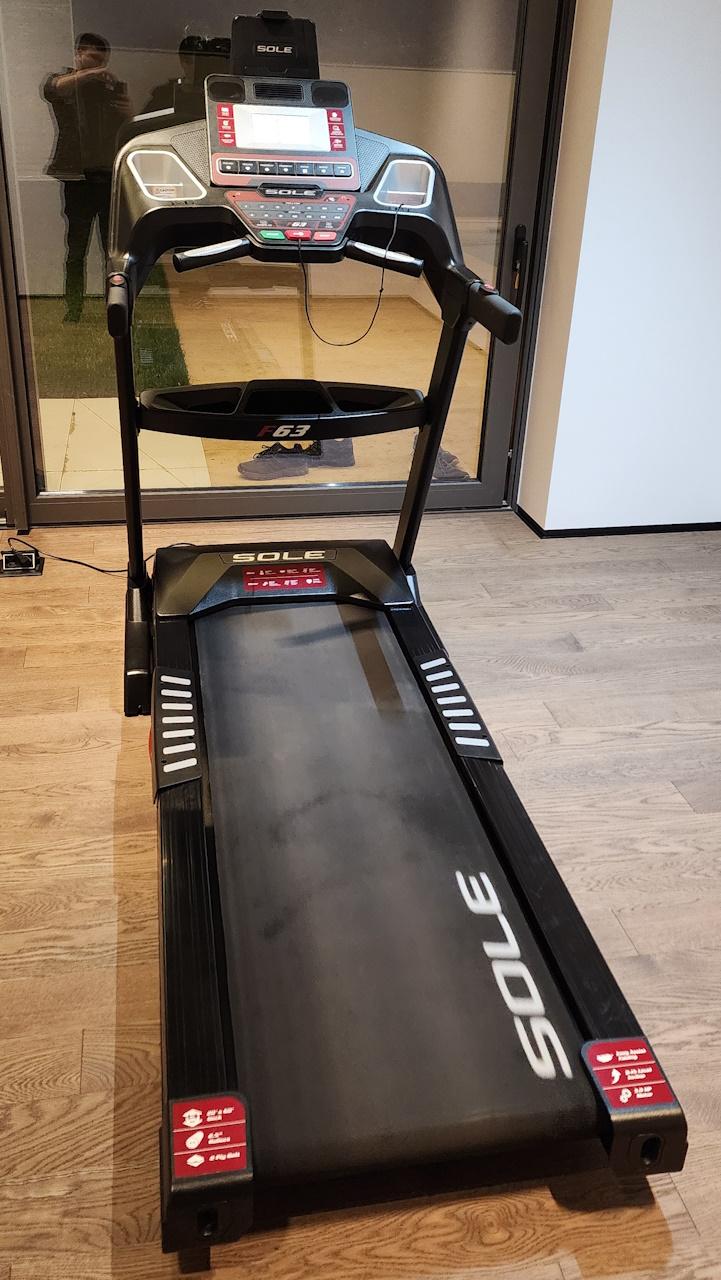 Аренда беговой дорожки Sole Fitness F63 в Краснодаре