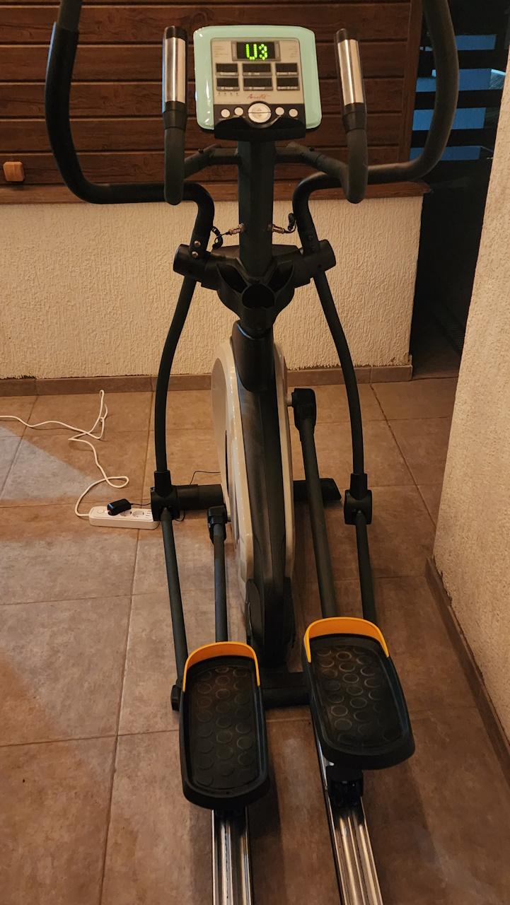 Аренда эллиптического тренажера Aerofit E5000 в Краснодаре
