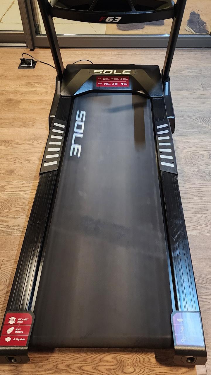 Аренда беговой дорожки Sole Fitness F63 в Краснодаре