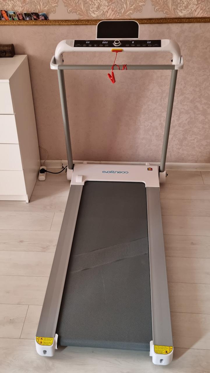 Аренда беговой дорожки Evo Fitness Vector M700 в Краснодаре