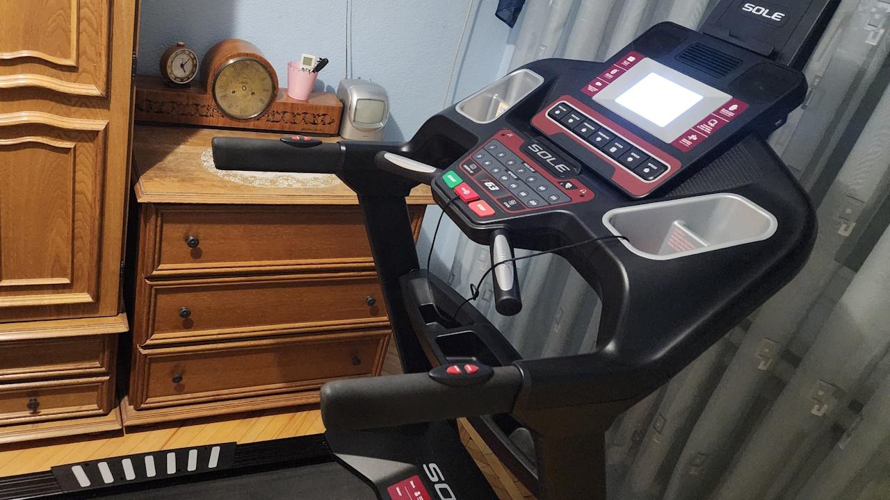 Аренда беговой дорожки Sole Fitness F63 в Краснодаре