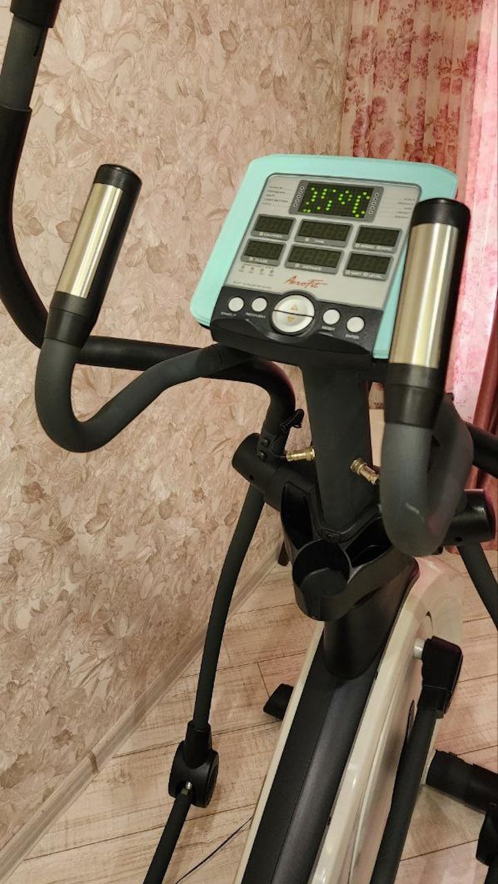 Аренда эллиптического тренажера Aerofit E5000 в Краснодаре