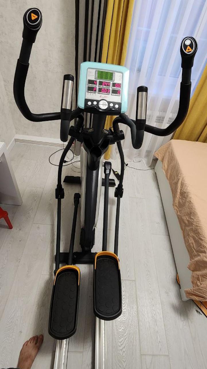 Аренда эллиптического тренажера Aerofit E5000 в Краснодаре