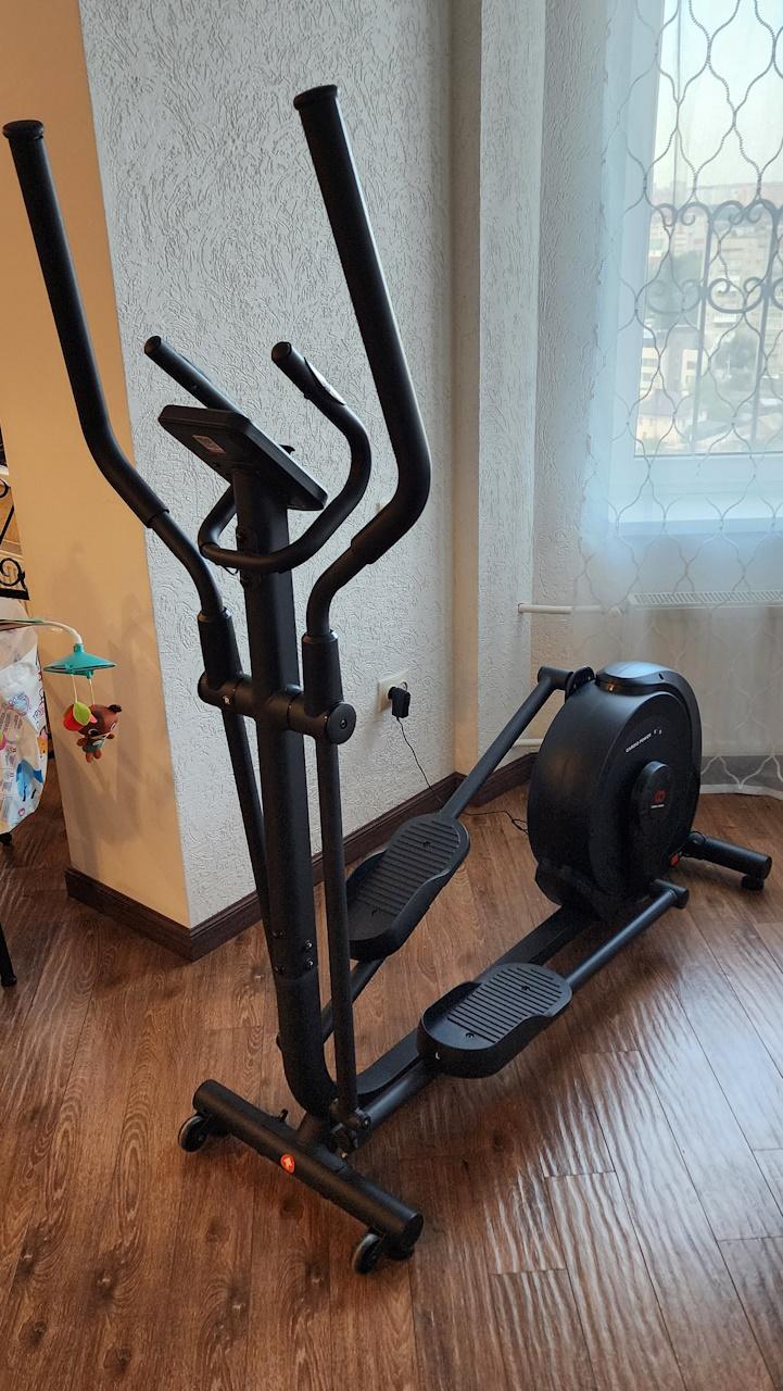 Аренда эллиптического тренажера CardioPower E410 в Краснодаре