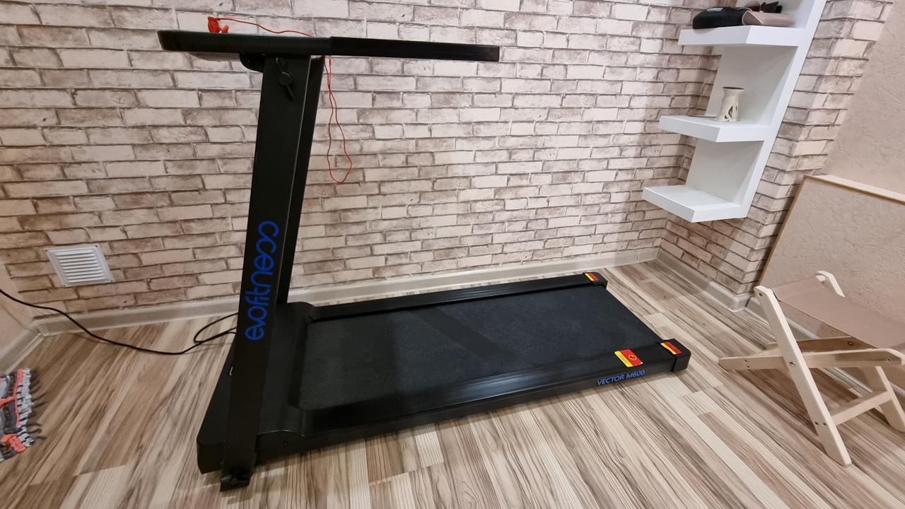 Аренда беговой дорожки EVO Fitness Vector M600 в Краснодаре