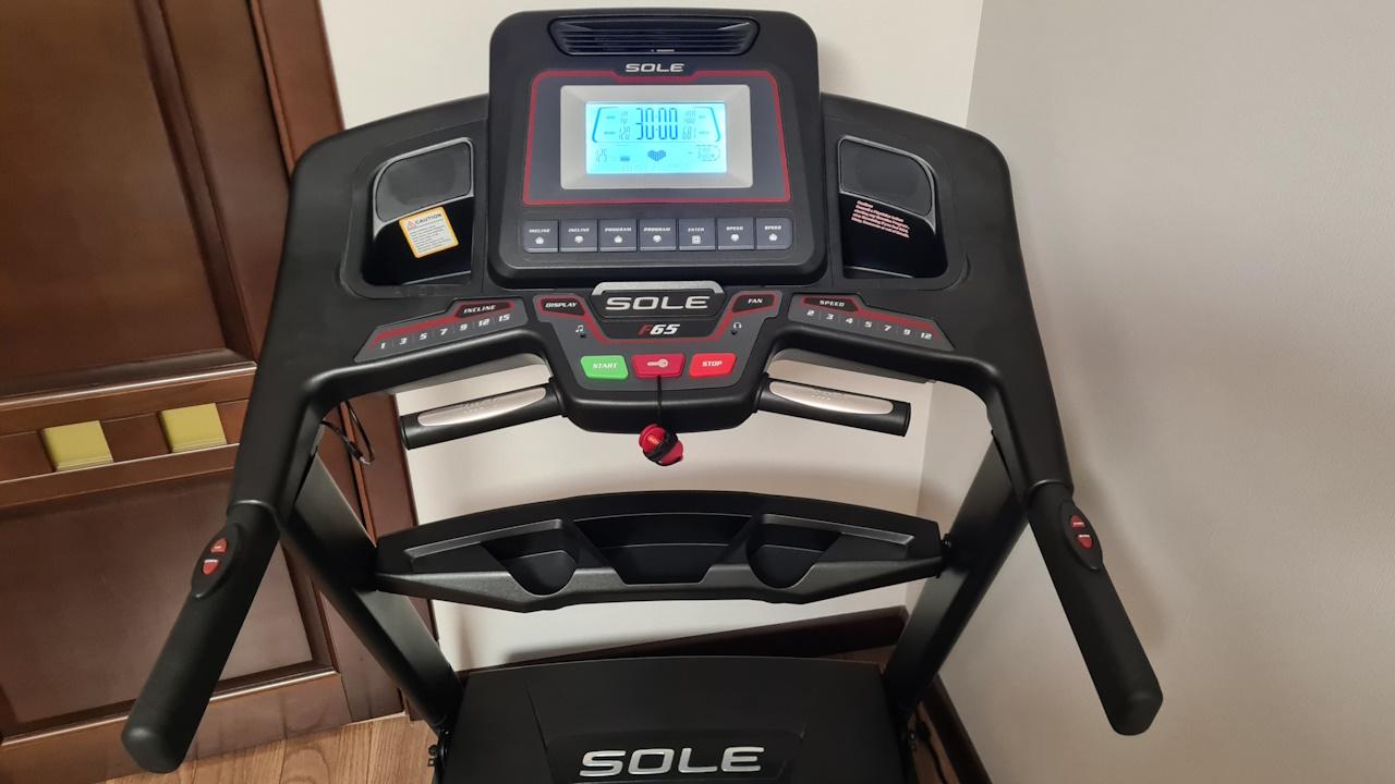 Аренда беговой дорожки Sole F65 в Краснодаре