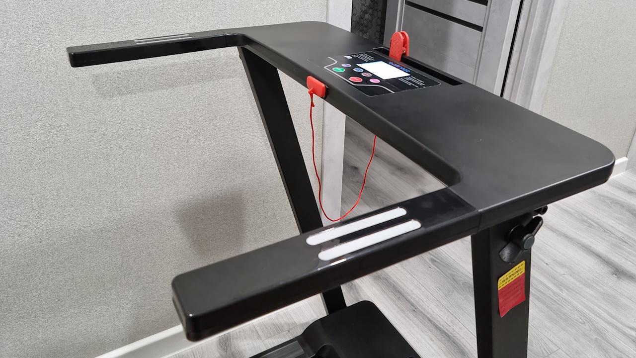 Аренда беговой дорожки EVO Fitness Vector M600 в Краснодаре