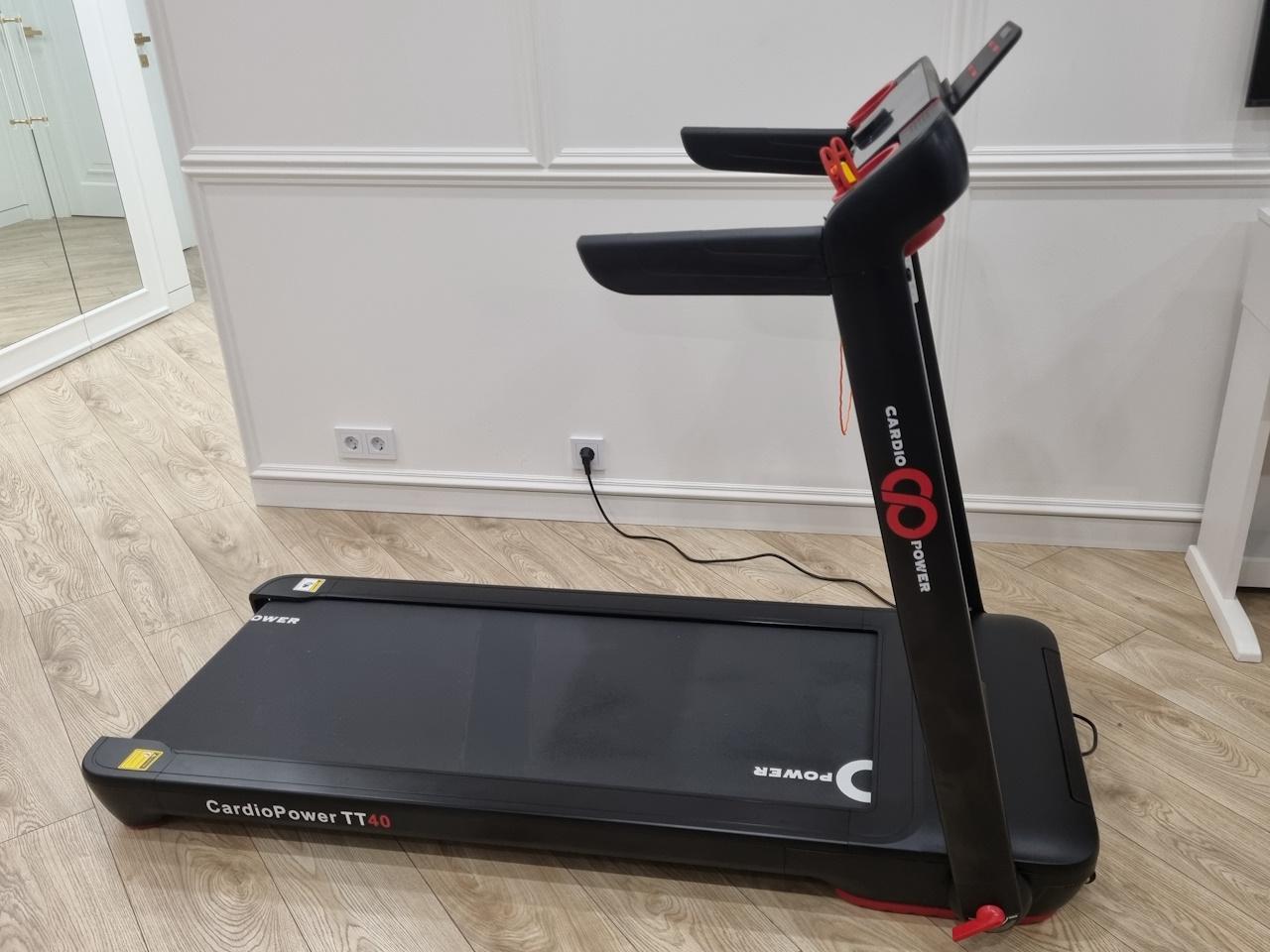 Аренда беговой дорожки CardioPower TT40 в Краснодаре