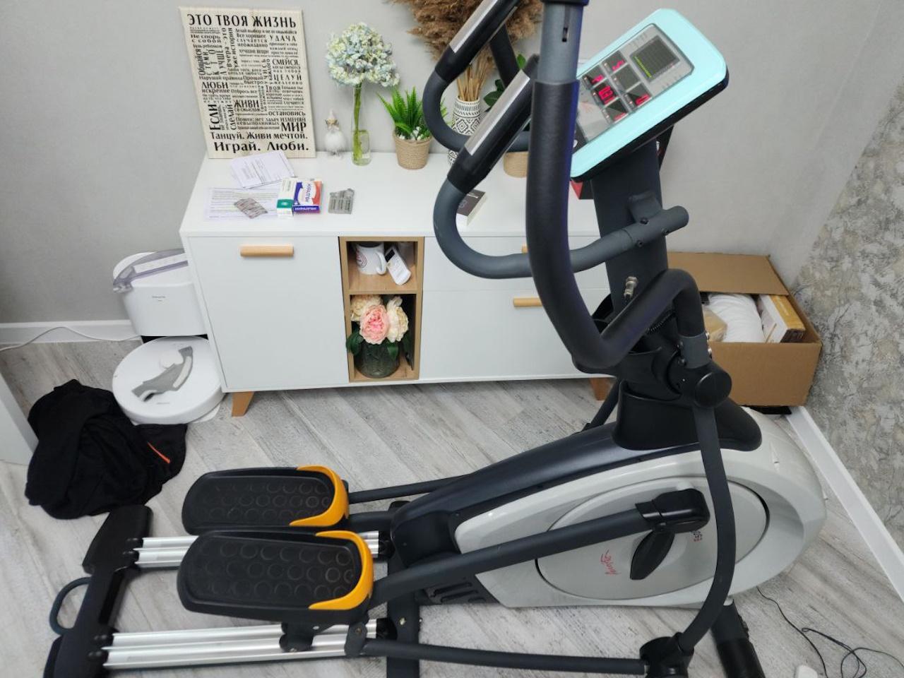 Аренда эллиптического тренажера Aerofit E5000 в Краснодаре