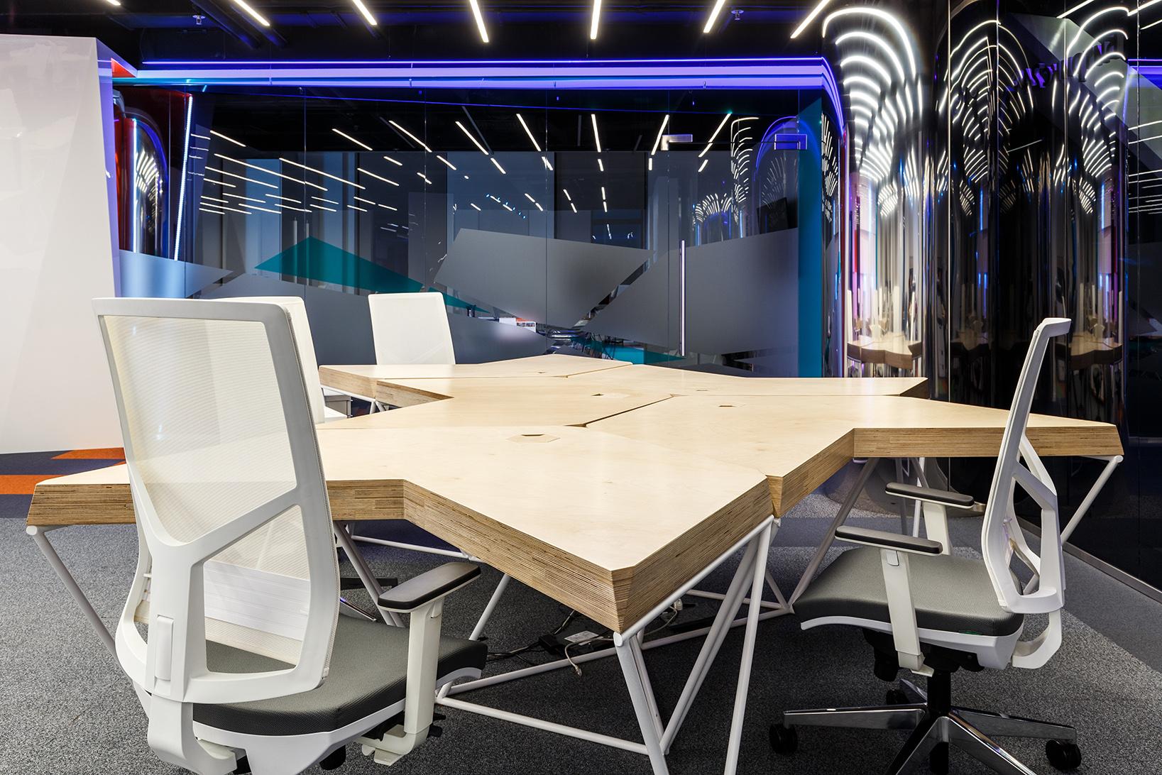 Дизайн и реализация офиса Битрикс 24